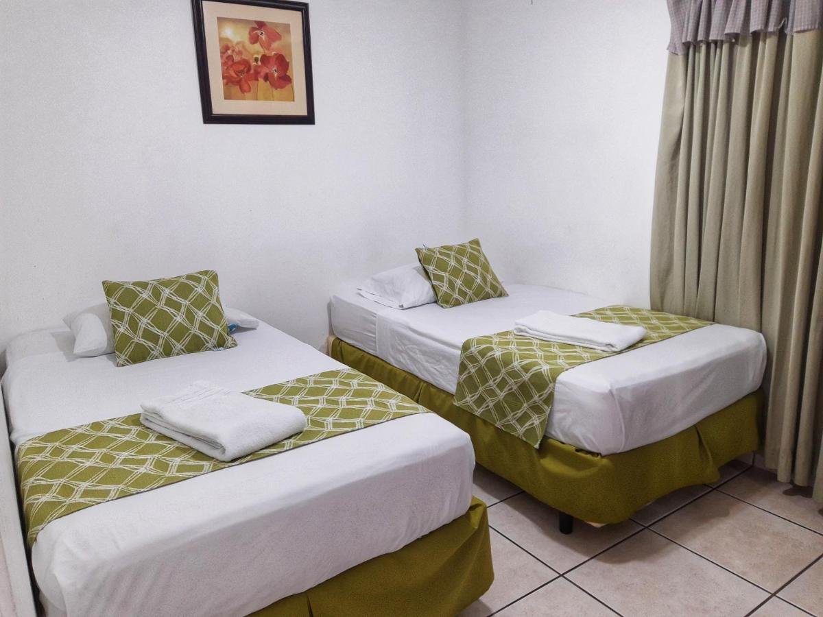 Suites & Apartments San Benito - Flats San Salvador Eksteriør billede